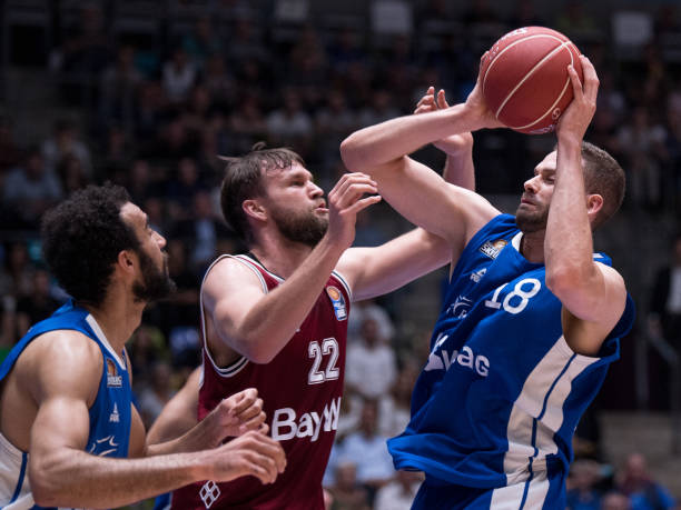 史新篇章 史新篇章