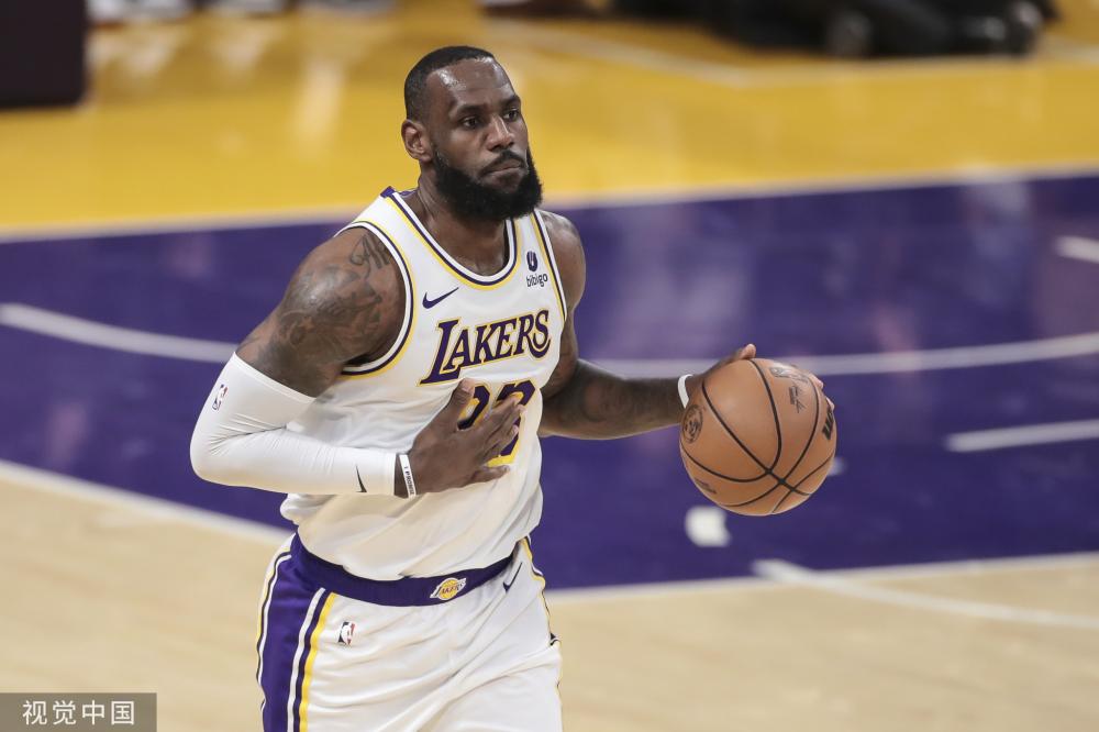 比如篮球传 比如篮球传