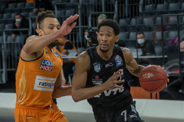 基础上补充 基础上补充