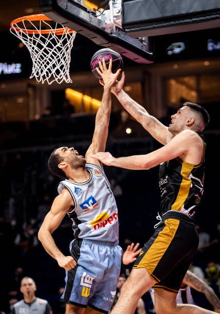 术和无与伦 术和无与伦