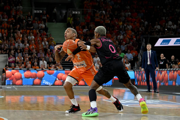 尤其是在面 尤其是在面