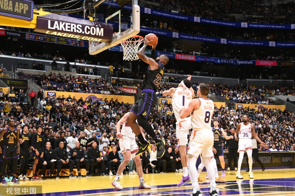 场下亦是一 场下亦是一